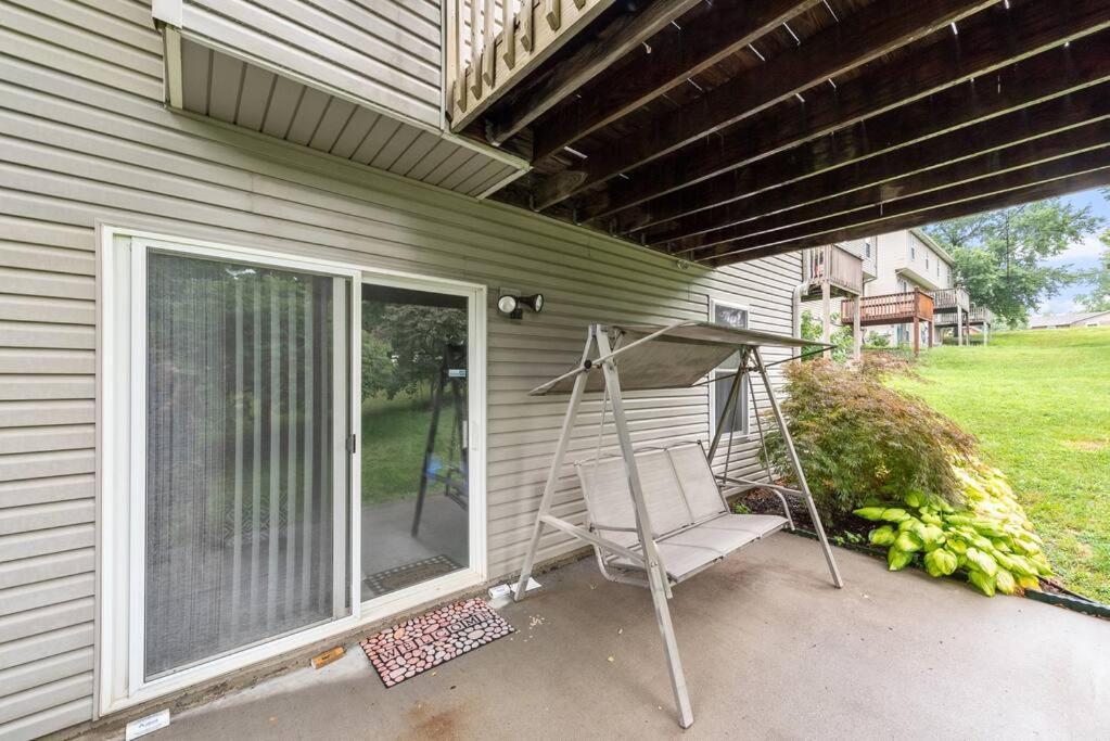 Beautiful Townhome, 11 Minutes To Downtown, Kcmo. Kansas City Exteriör bild