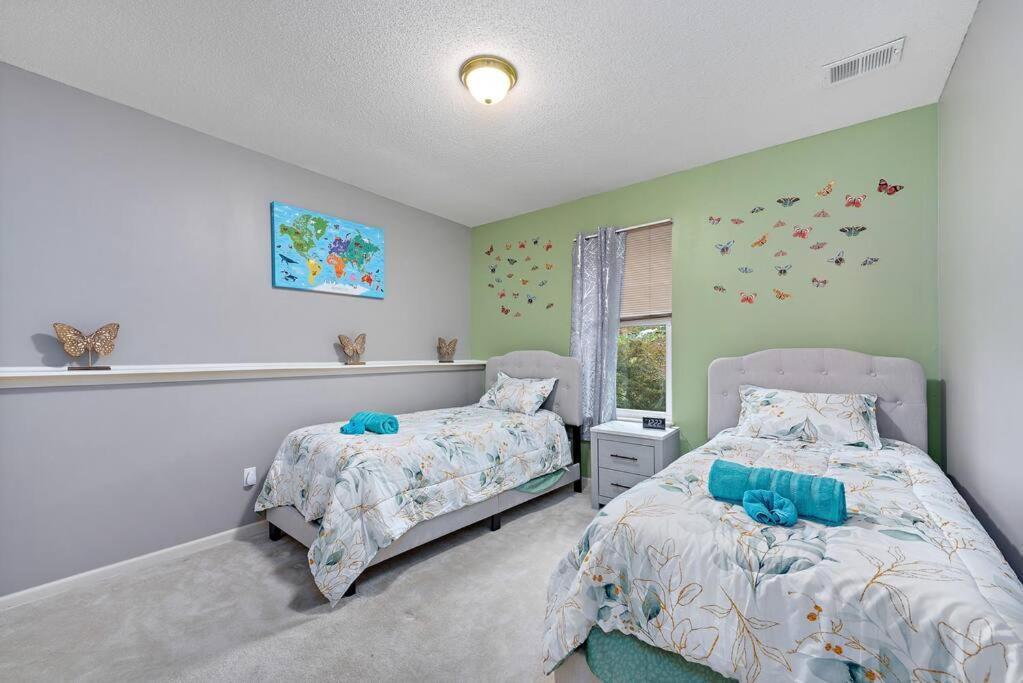 Beautiful Townhome, 11 Minutes To Downtown, Kcmo. Kansas City Exteriör bild